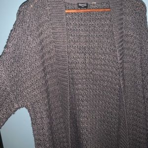 Cozy oversized Point Zero cardigan.